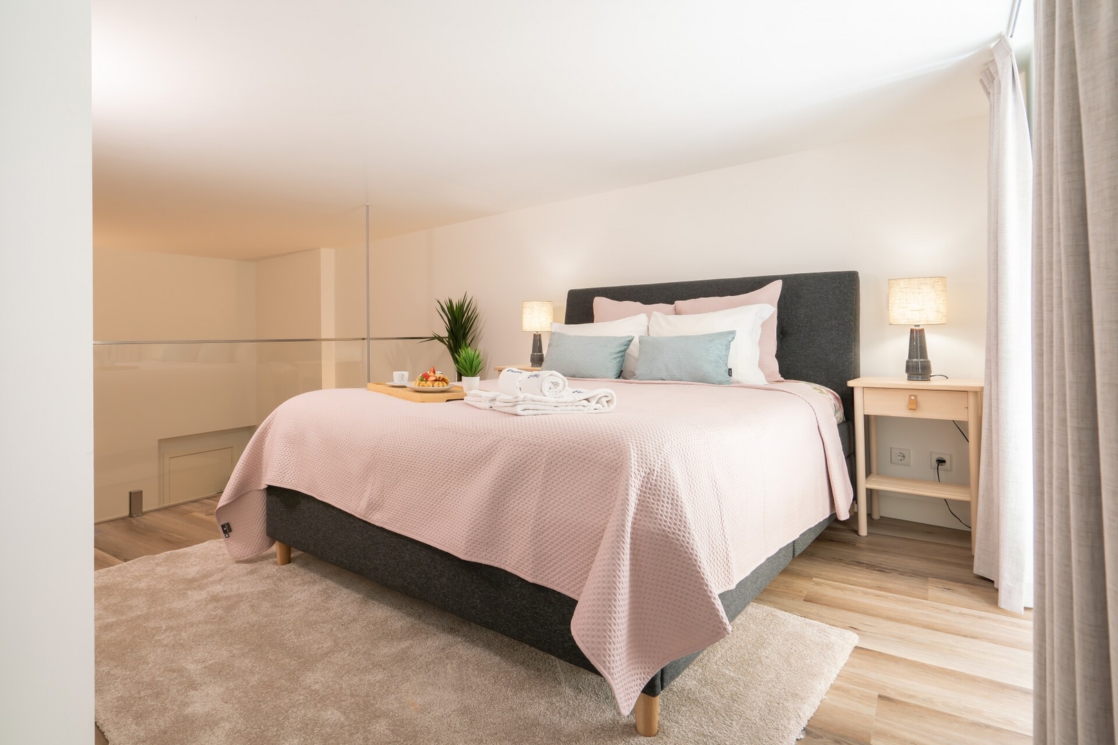 Host Wise - 6 Flats Fervença Boutique Palace 11 Host Wise Booking