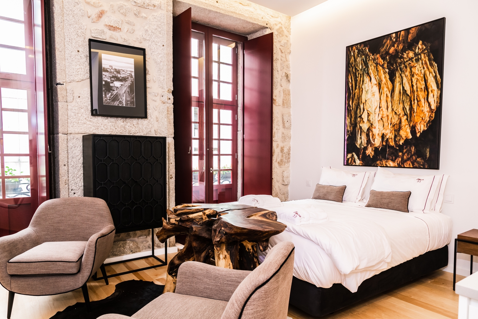 Designer Studio | Clérigos by Host Wise 7 Host Wise Booking