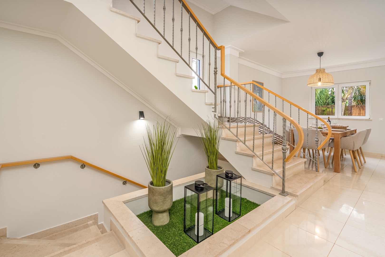 Grand Villa w/ Garden, Pool & Jacuzzi by HostWise 35 Host Wise Booking