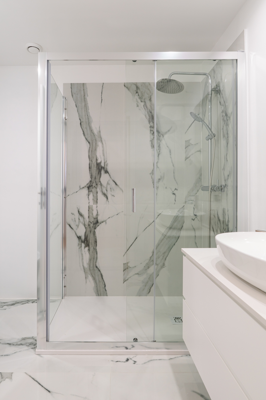 Stylish Studios w/ Balcony & Parking by HostWise 29 Host Wise Booking