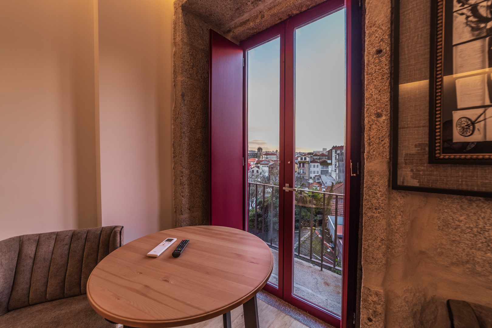 Central Apartments Stay Near Clérigos by HostWise 84 Host Wise Booking