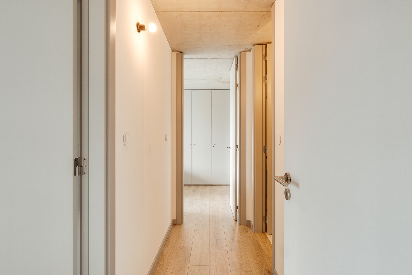 Lovely Flat w/ Balcony, Pool & Garage by HostWise 40 Host Wise Booking