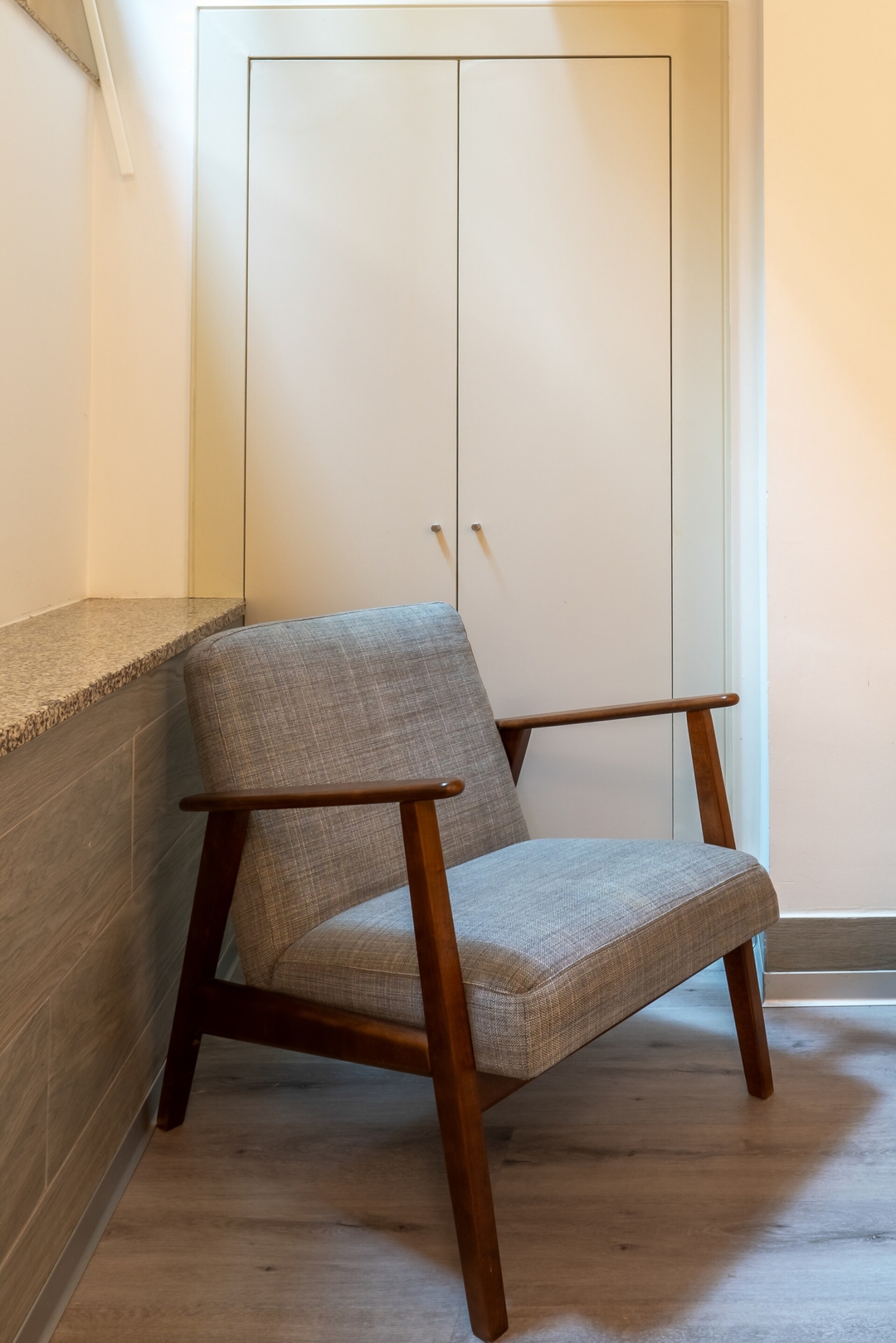 Colourful Cozy Flat by HostWise 4 Host Wise Booking