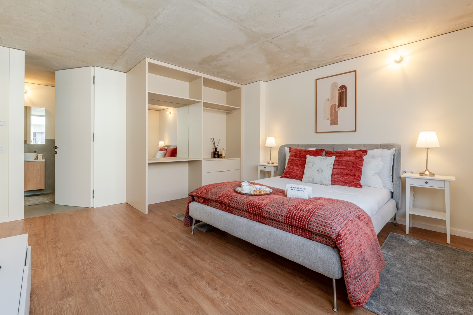 Premium Apartment with Garage by HostWise 5 Host Wise Booking