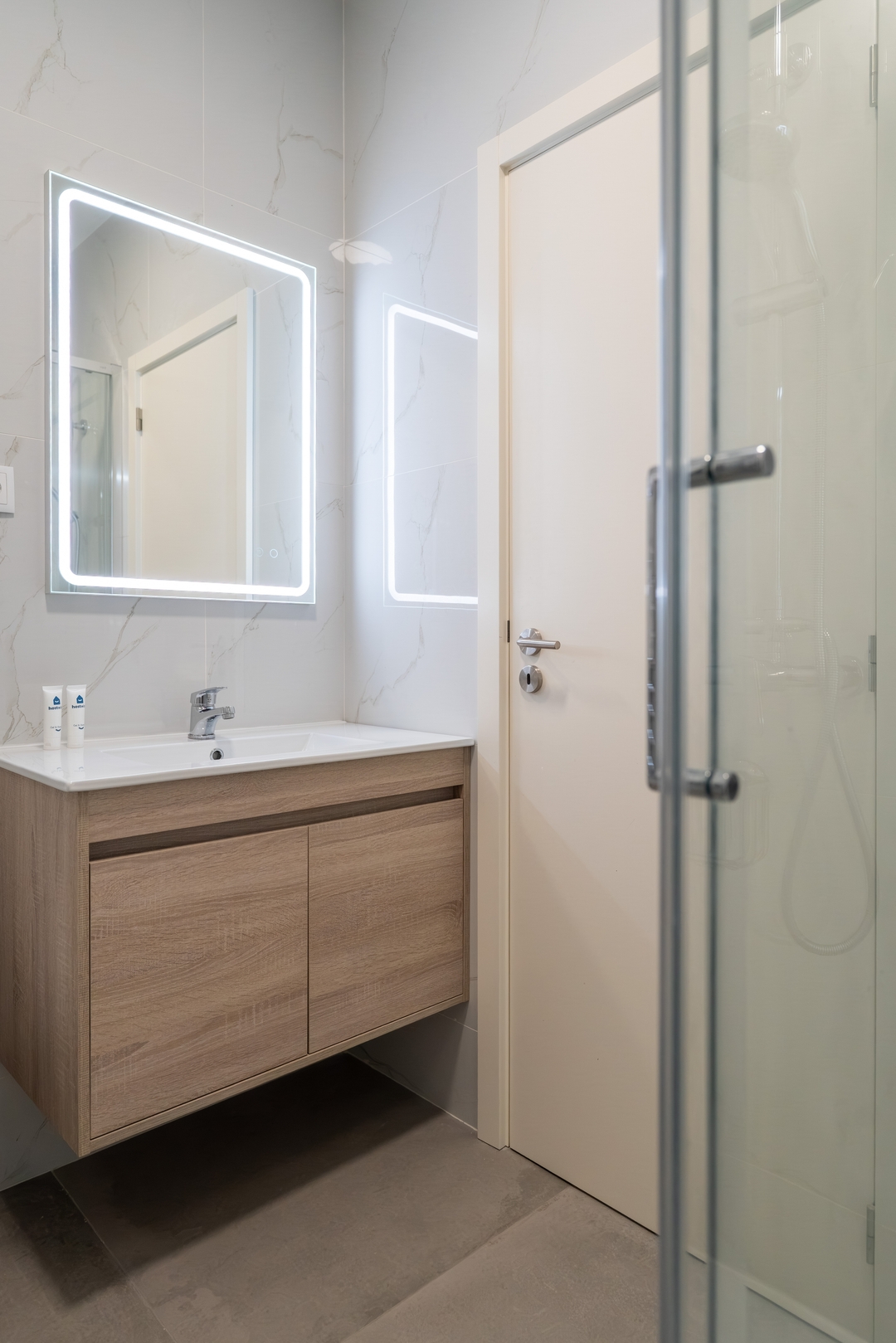 Central & Stylish Apartment by HostWise 35 Host Wise Booking