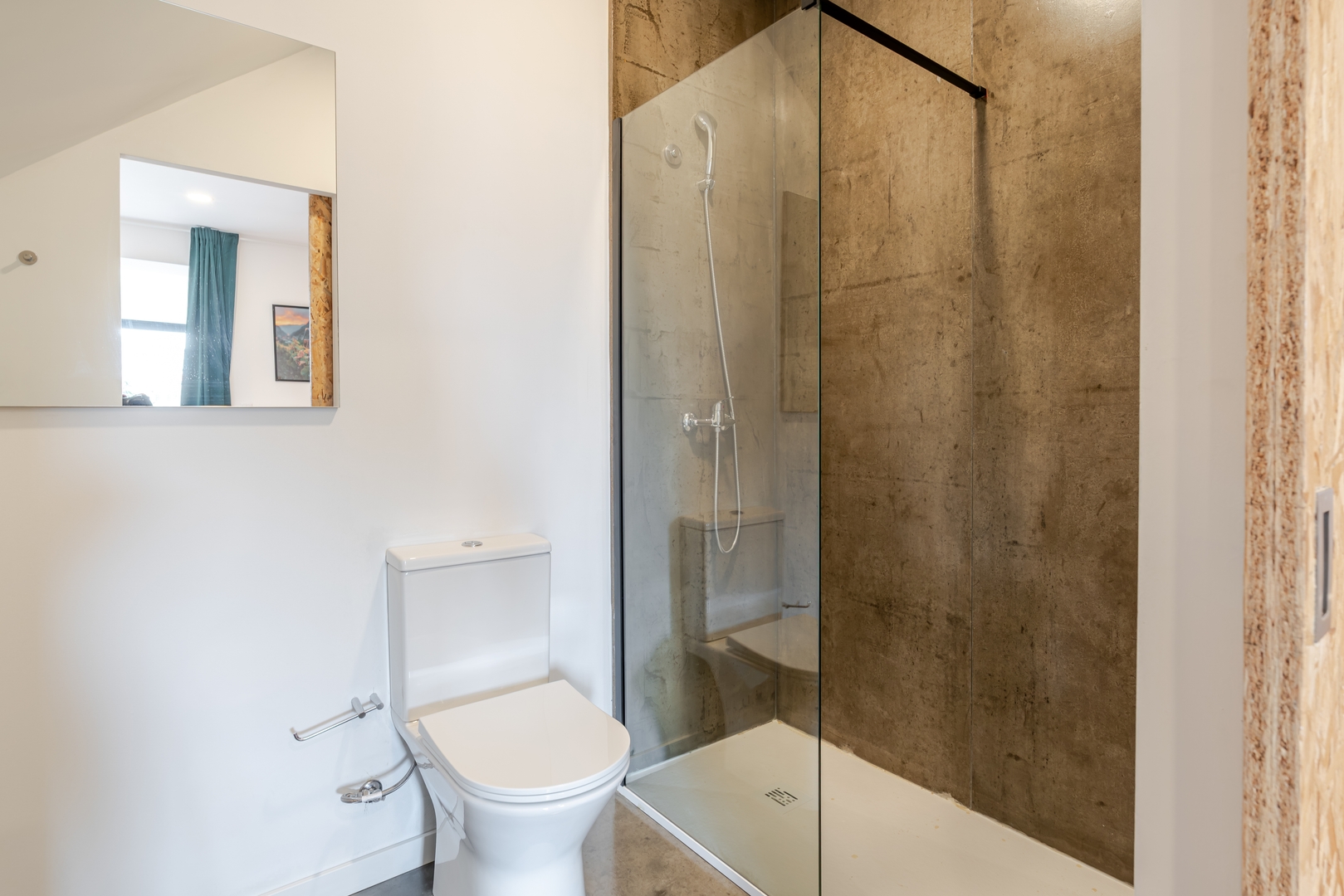 HostWise - Charming Urban Flat with a Terrace 18 Host Wise Booking