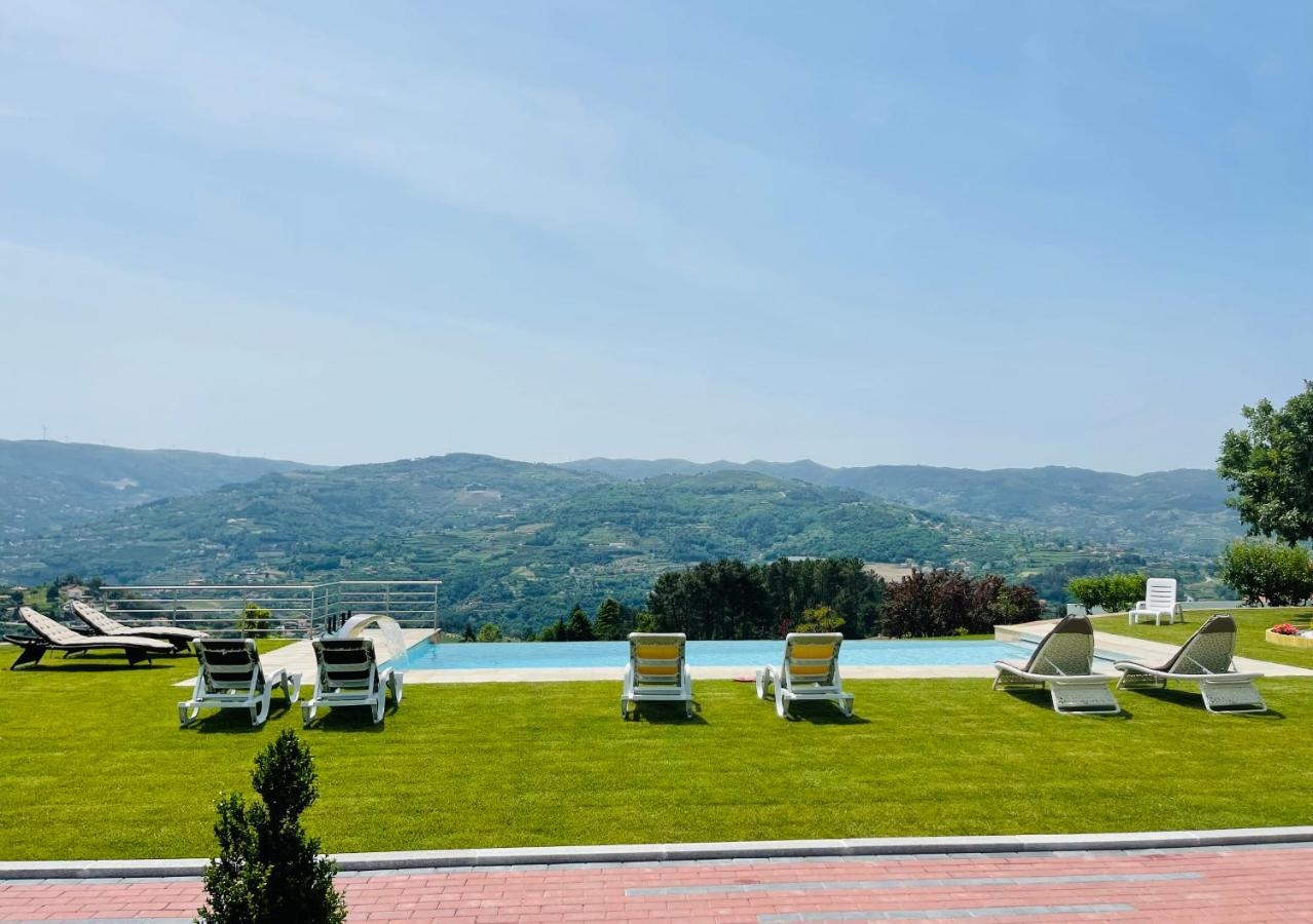HostWise – Douro View Villa w/ 10 Suites & Pool 6 Host Wise Booking
