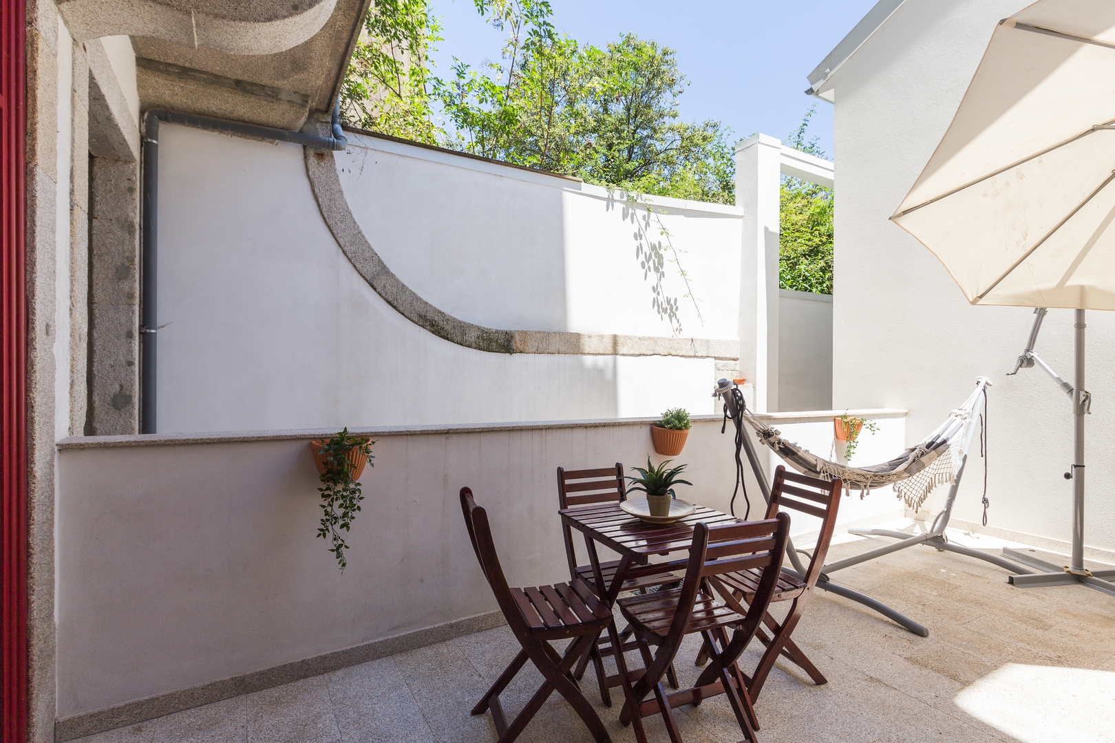Lovely Flat w/ Jacuzzi & Terrace by HostWise 20 Host Wise Booking