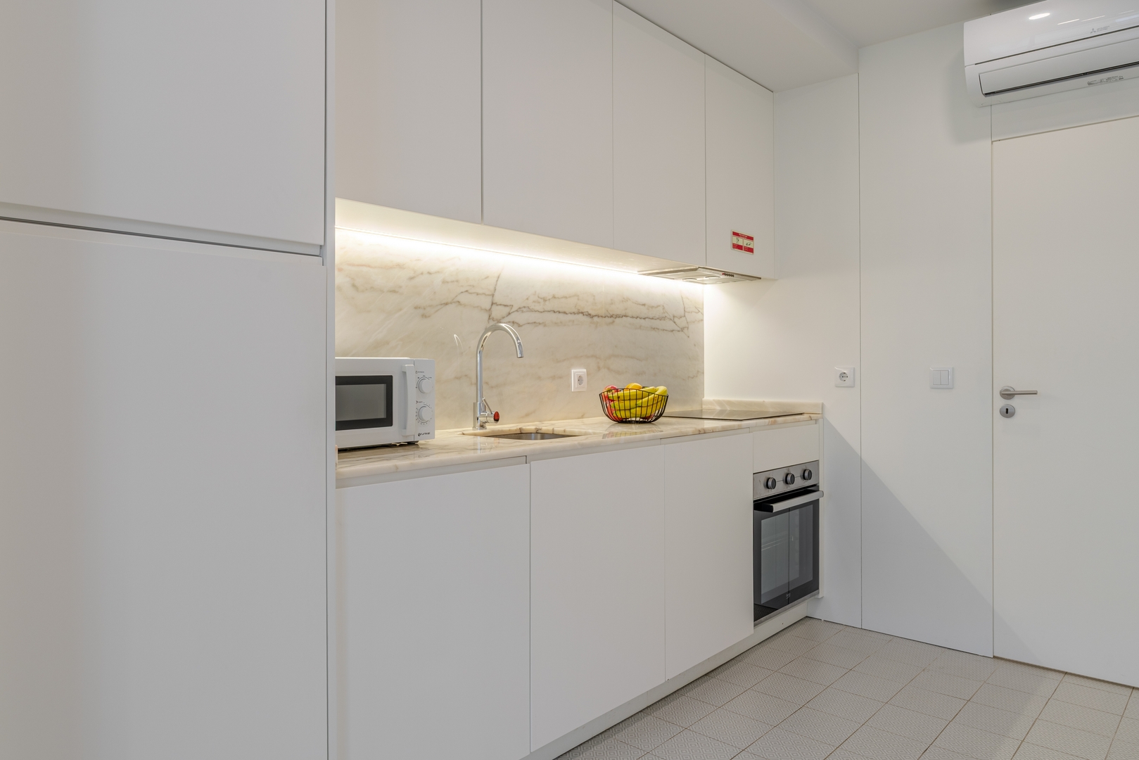 Colorful & Elegant Apartment by HostWise 18 Host Wise Booking