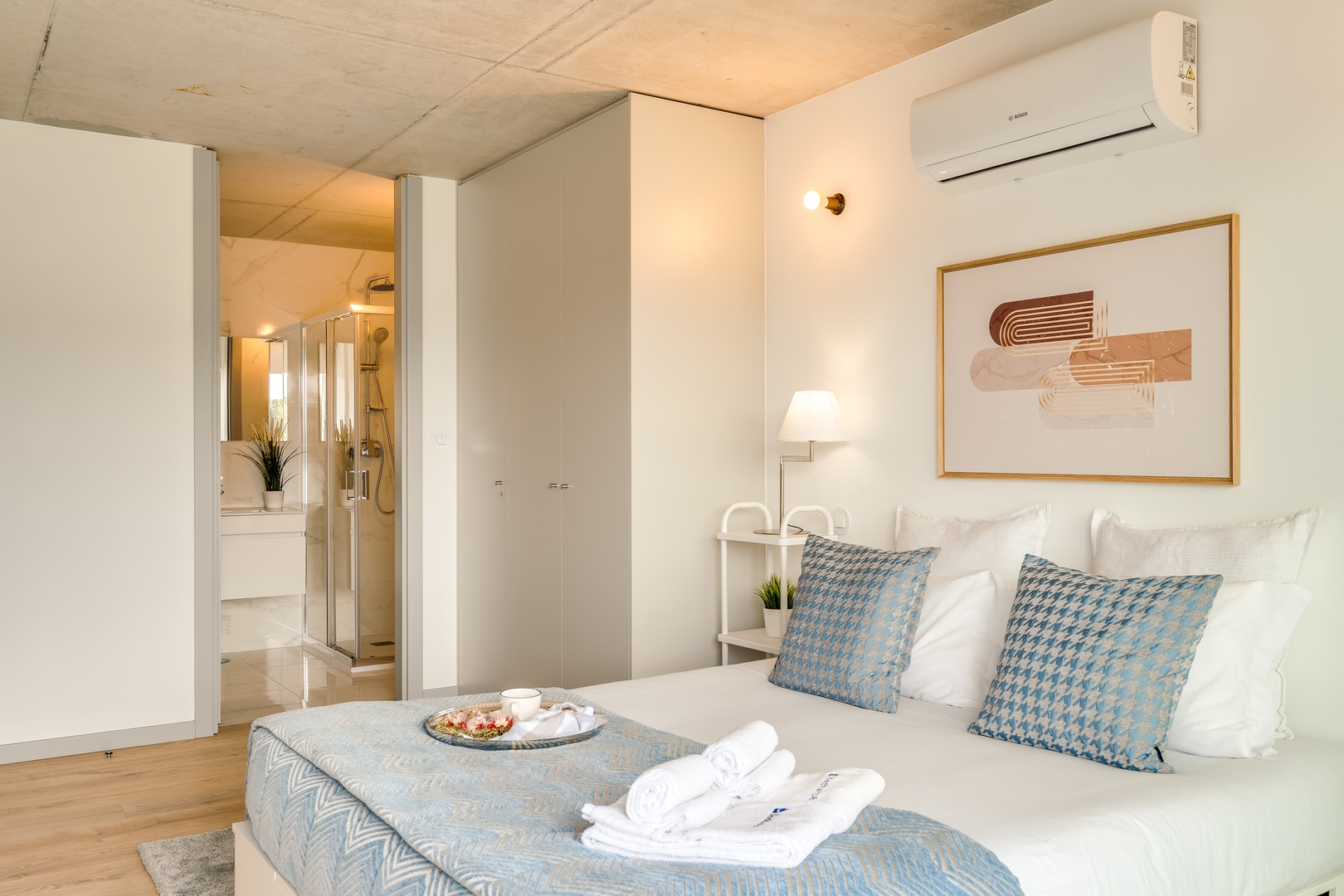 Premium Flat w/ Balcony, Pool & Garage by HostWise 12 Host Wise Booking