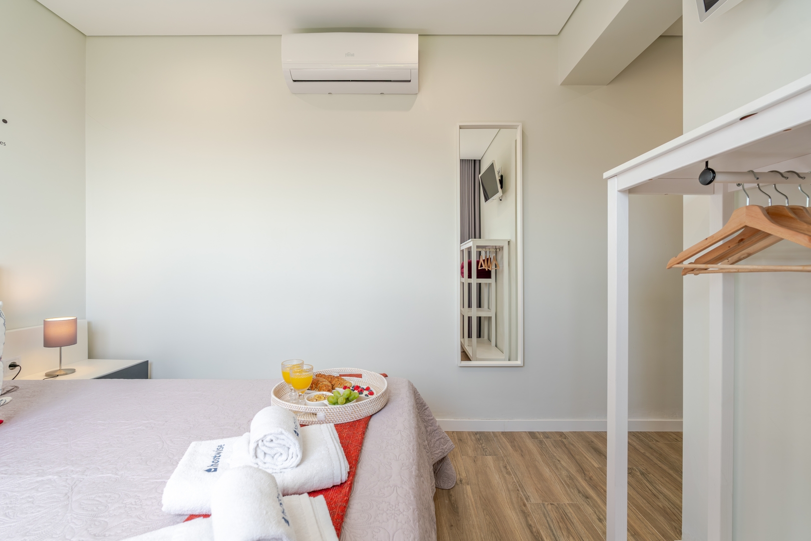 HostWise – Douro View Villa w/ 10 Suites & Pool 44 Host Wise Booking
