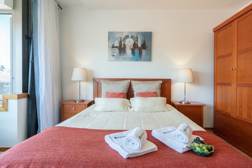 Spacious Sunny Flat | Terrace by HostWise Host Wise Booking