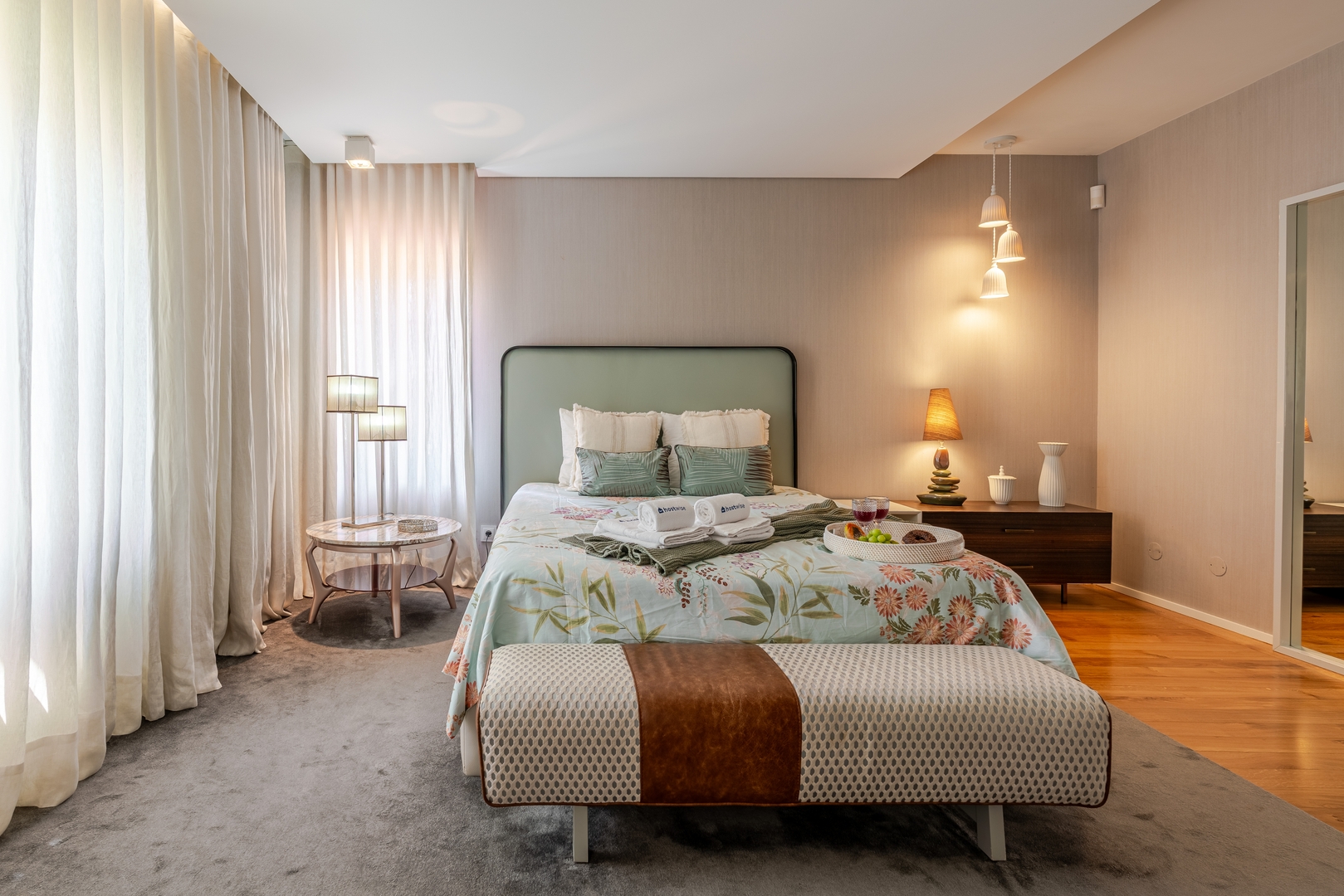 HostWise - Modern Comfort & Shared Pool in Paredes 11 Host Wise Booking