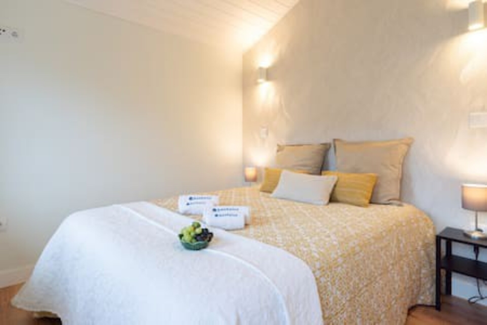 Comfy Sunny Flats| Ace Location by HostWise Host Wise Booking