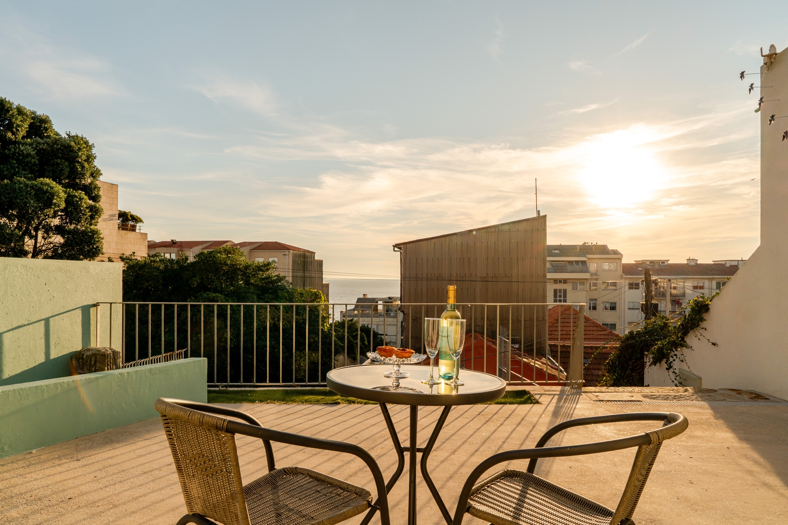 Sunlit Apartments in Foz do Douro by HostWise 46 Host Wise Booking