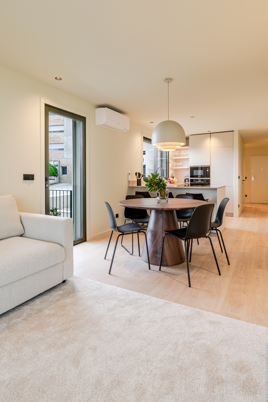 HostWise - Stylish Flat with Terrace & Garage 16 Host Wise Booking