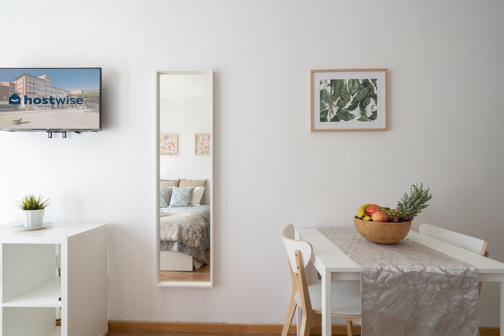 HostWise - Serene & Bright Studio 3 Host Wise Booking