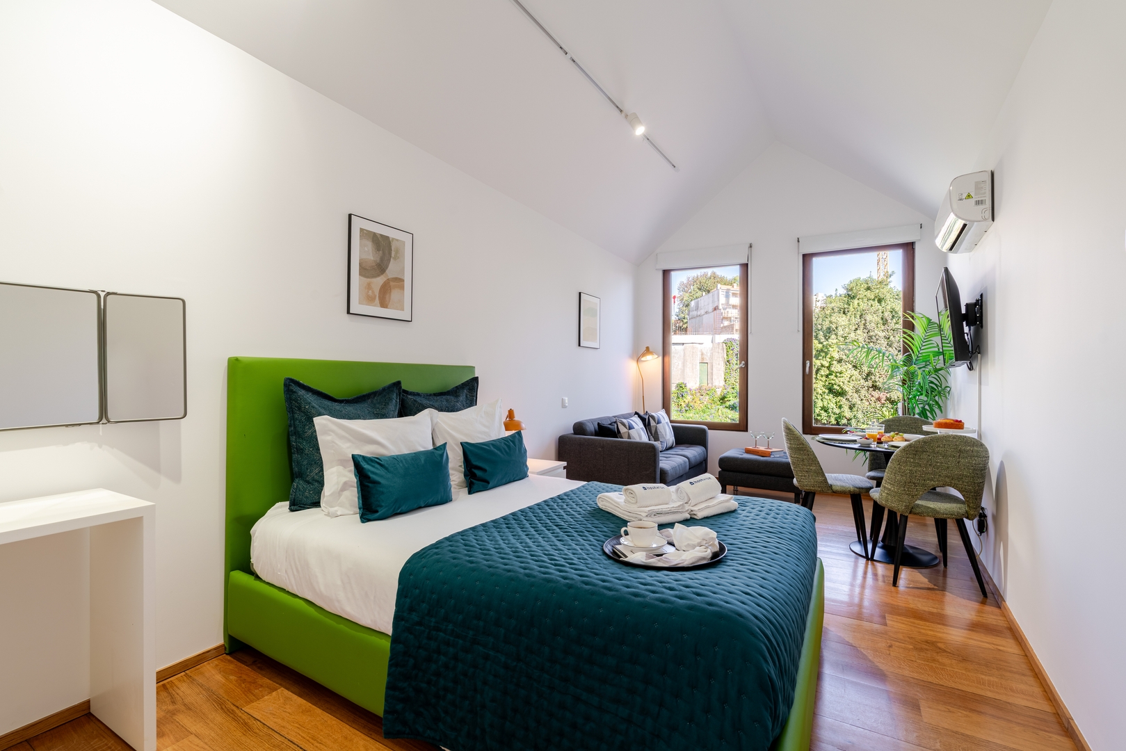 Modern & Cozy Studio by HostWise 6 Host Wise Booking