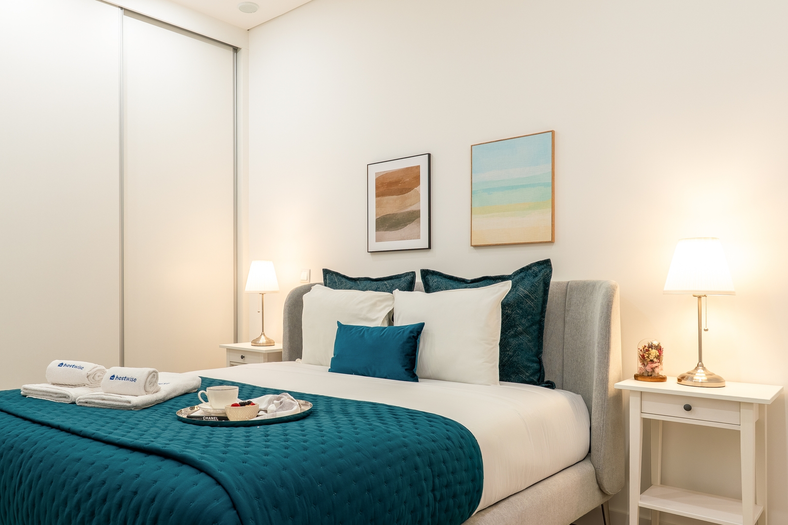 Open-Plan Apartment in Downtown Porto by HostWise 12 Host Wise Booking