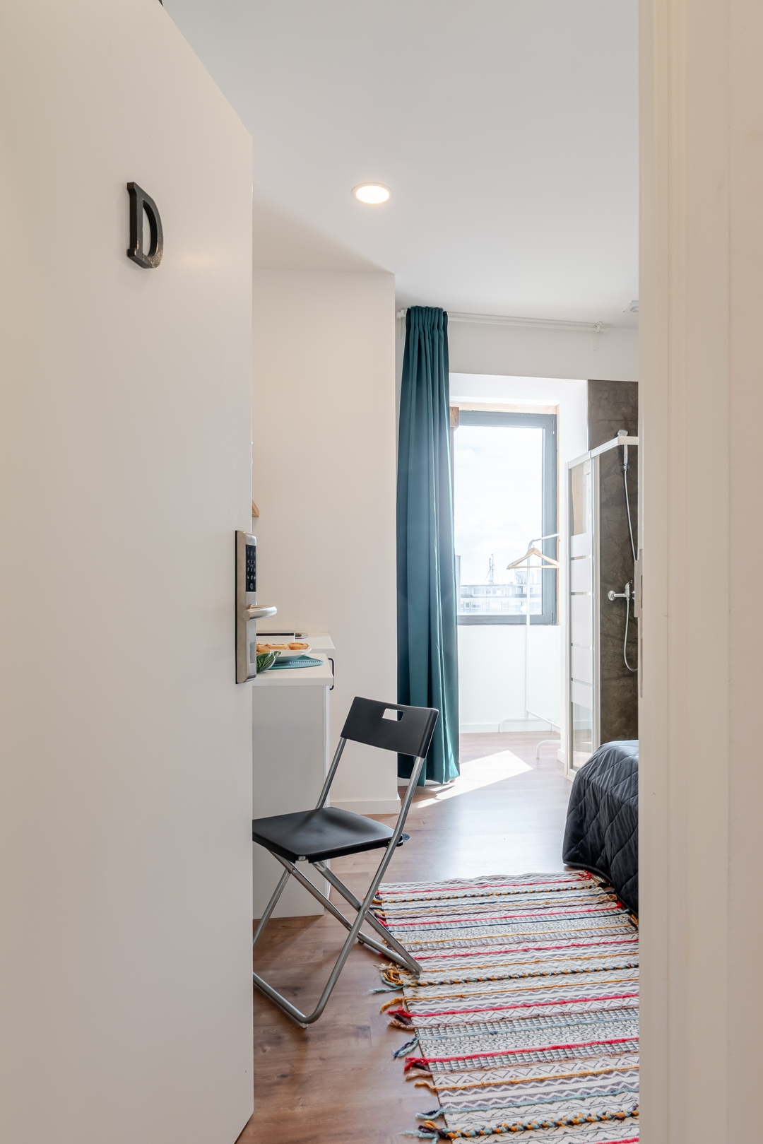 HostWise - Cozy Urban Flat 11 Host Wise Booking