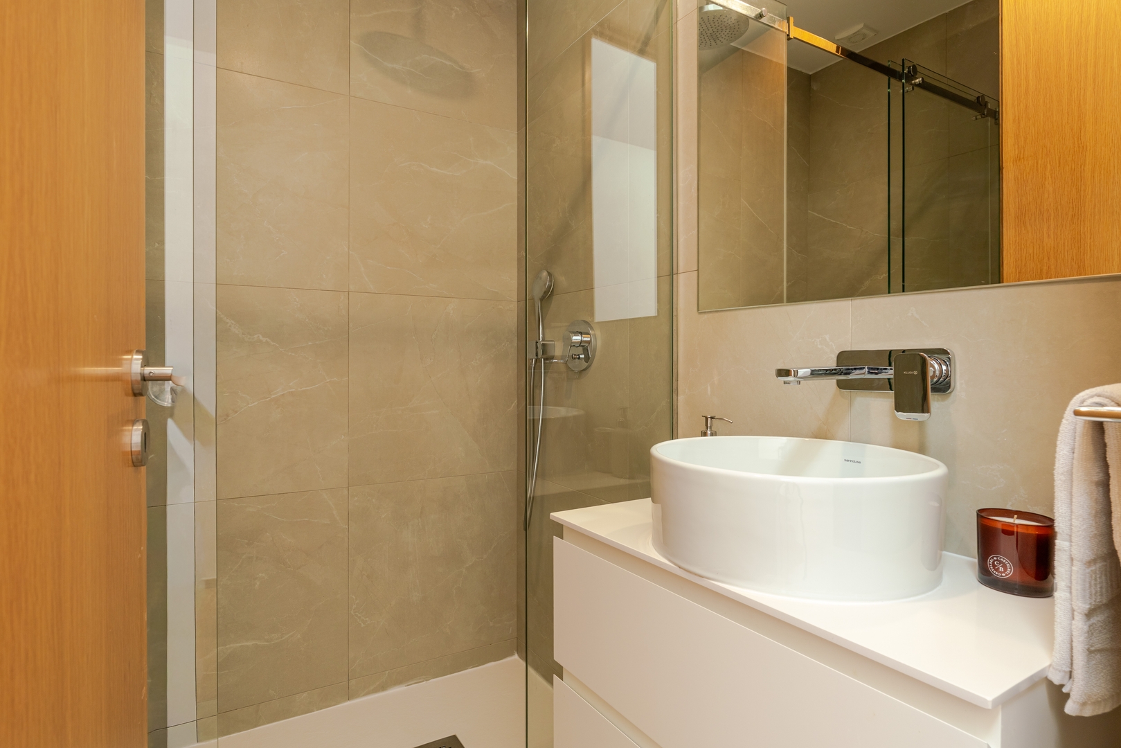 Modern & Cozy Studio by HostWise 4 Host Wise Booking