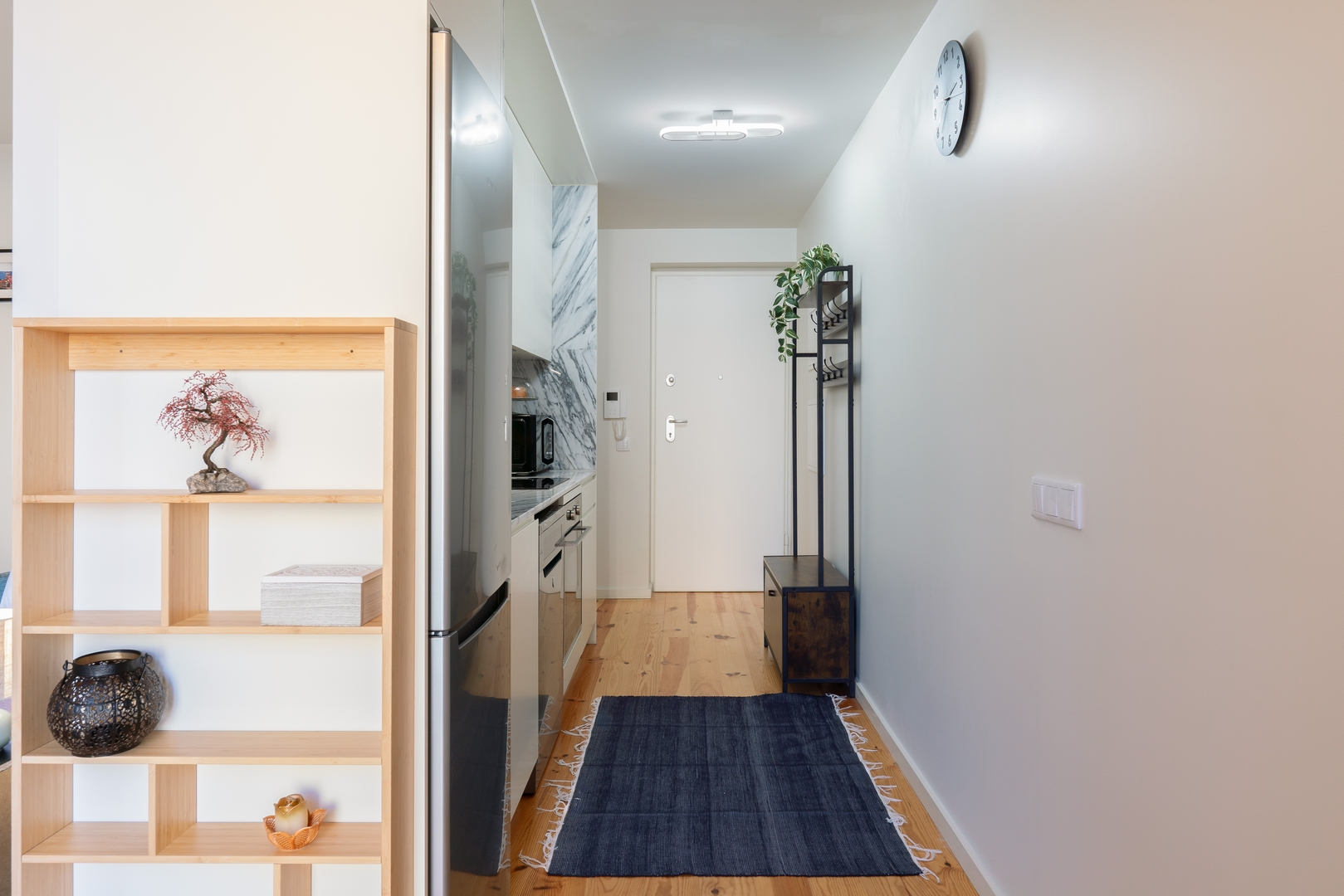Host Wise - Stylish Studio in Porto Downtown 12 Host Wise Booking