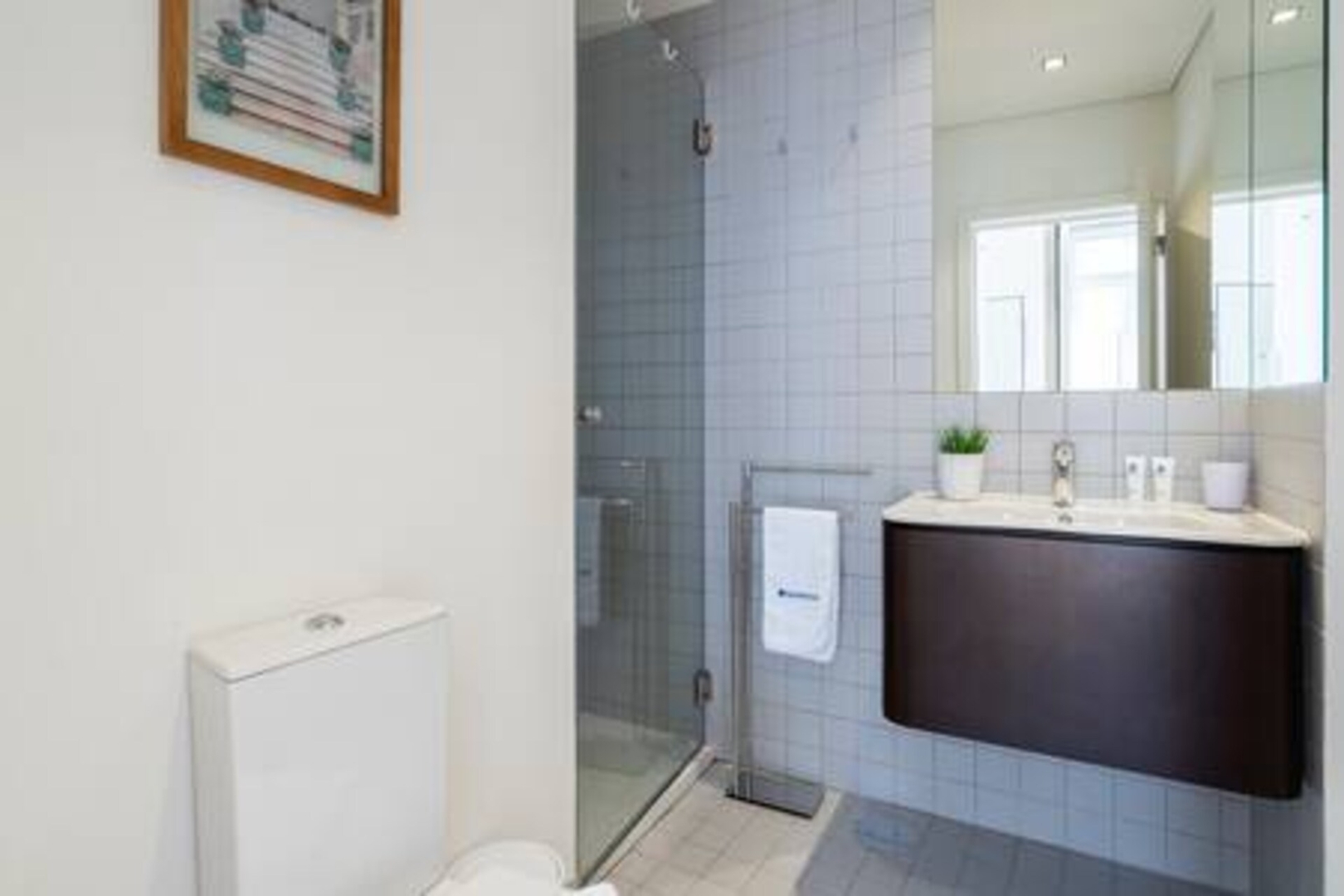 4 Trendy Studios w/ Balcony | Clérigos by HostWise 61 Host Wise Booking