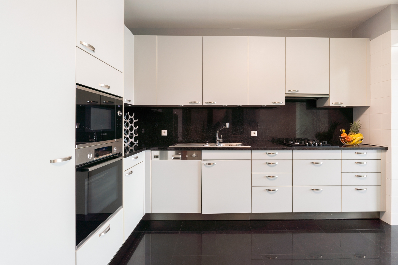 Elegant Riverfront Flat | Pool & Sports by Host Wise 4 Host Wise Booking