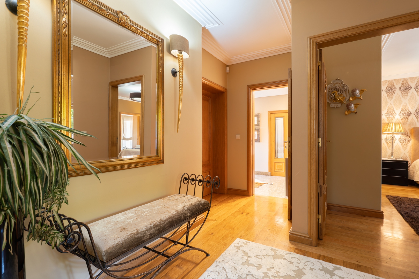 Classic Villa w/ Gym & Pool Access by HostWise 69 Host Wise Booking