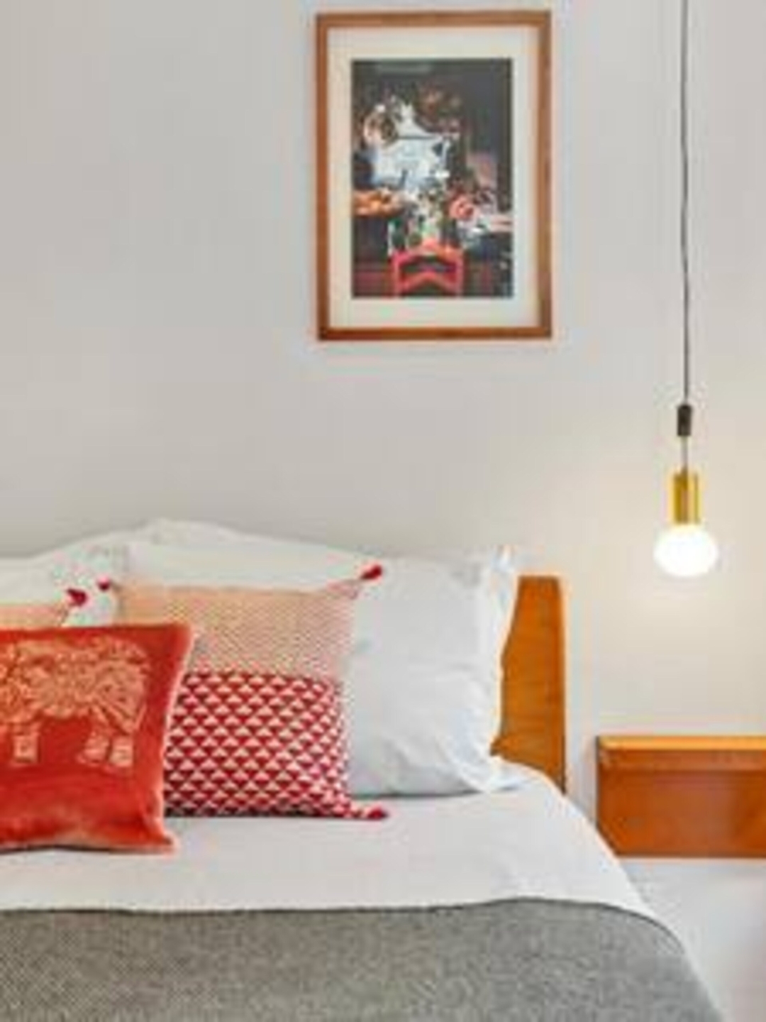 4 Trendy Studios w/ Balcony | Clérigos by HostWise 7 Host Wise Booking