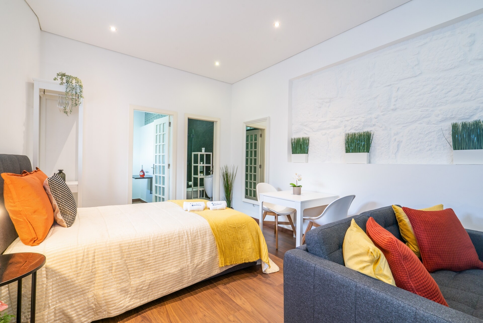 Host Wise - 2 Rustic Colorful Flats | Terrace 6 Host Wise Booking