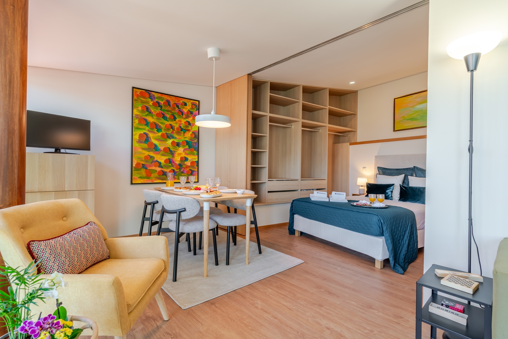 Artistic Studio with Terrace in Foz by HostWise 12 Host Wise Booking