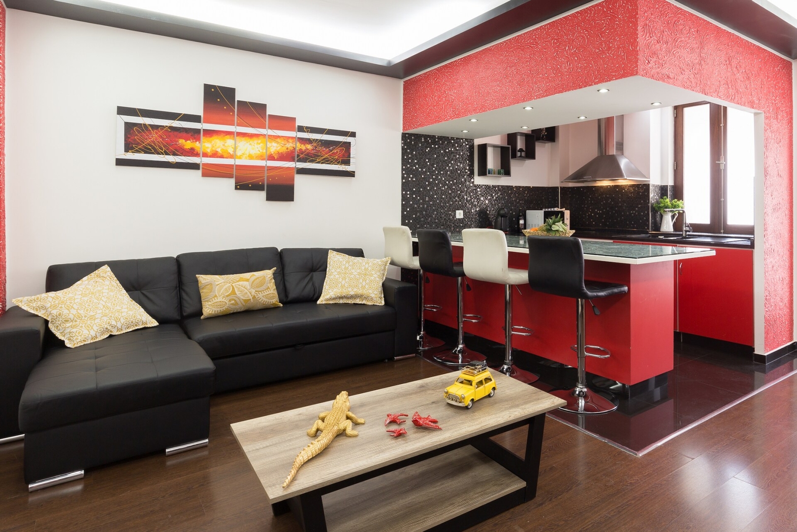 HostWise - Spacious Central Flat w/ Netflix 5 Host Wise Booking