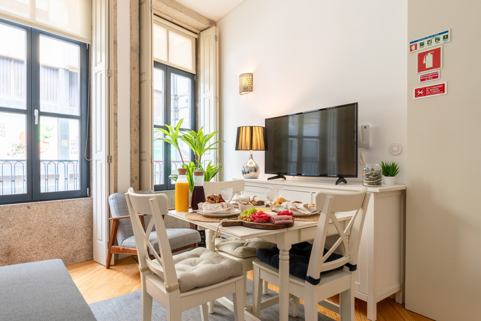 Colourful Cozy Flat by HostWise 17 Host Wise Booking