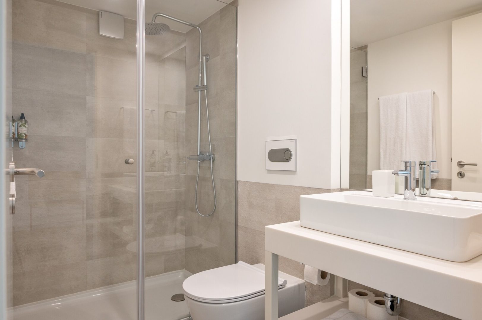 Host Wise - Fervença Boutique Palace 3 2 Host Wise Booking
