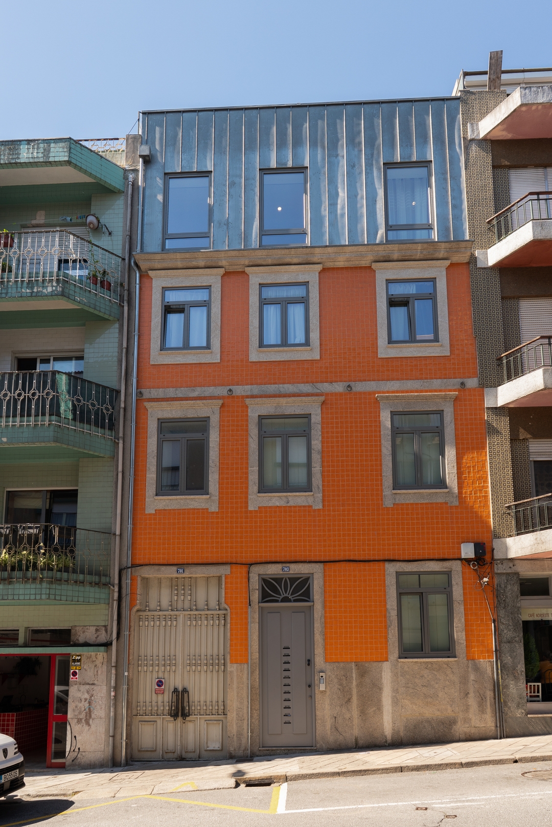 Colorful & Elegant Apartment by HostWise 27 Host Wise Booking