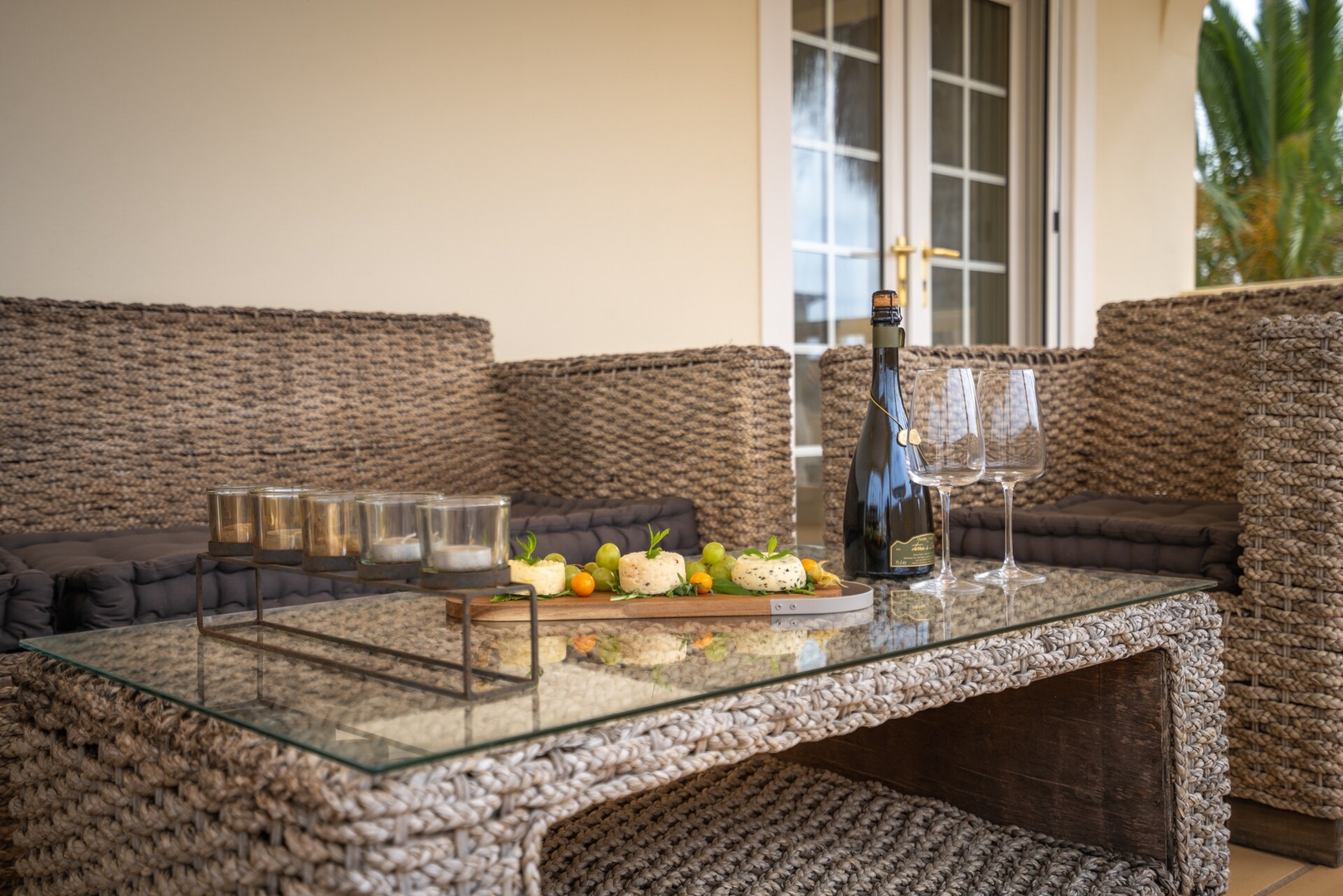 Host Wise - Luxurious Pool & Jacuzzi Hideaway 19 Host Wise Booking