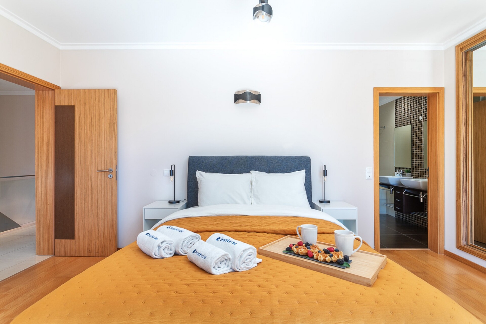 Host Wise - Deluxe House | Pool & Jacuzzi 22 Host Wise Booking