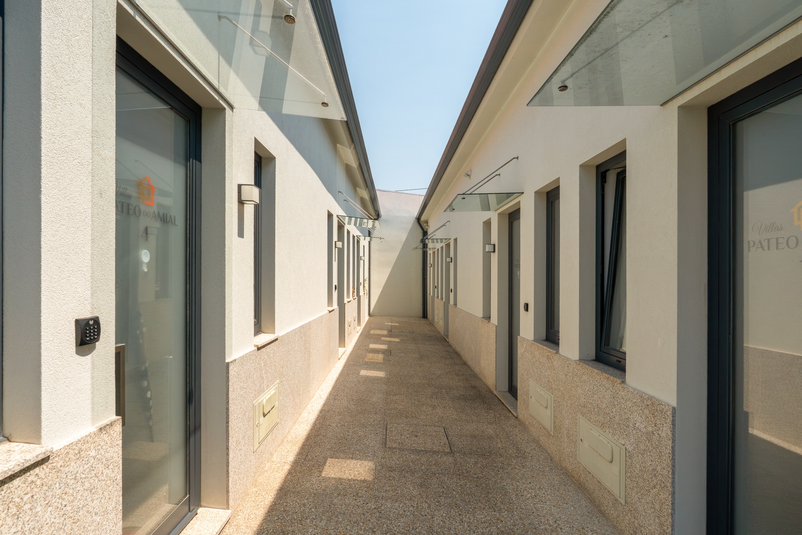 Cozy T1 Flats with Courtyard BBQ by HostWise 62 Host Wise Booking