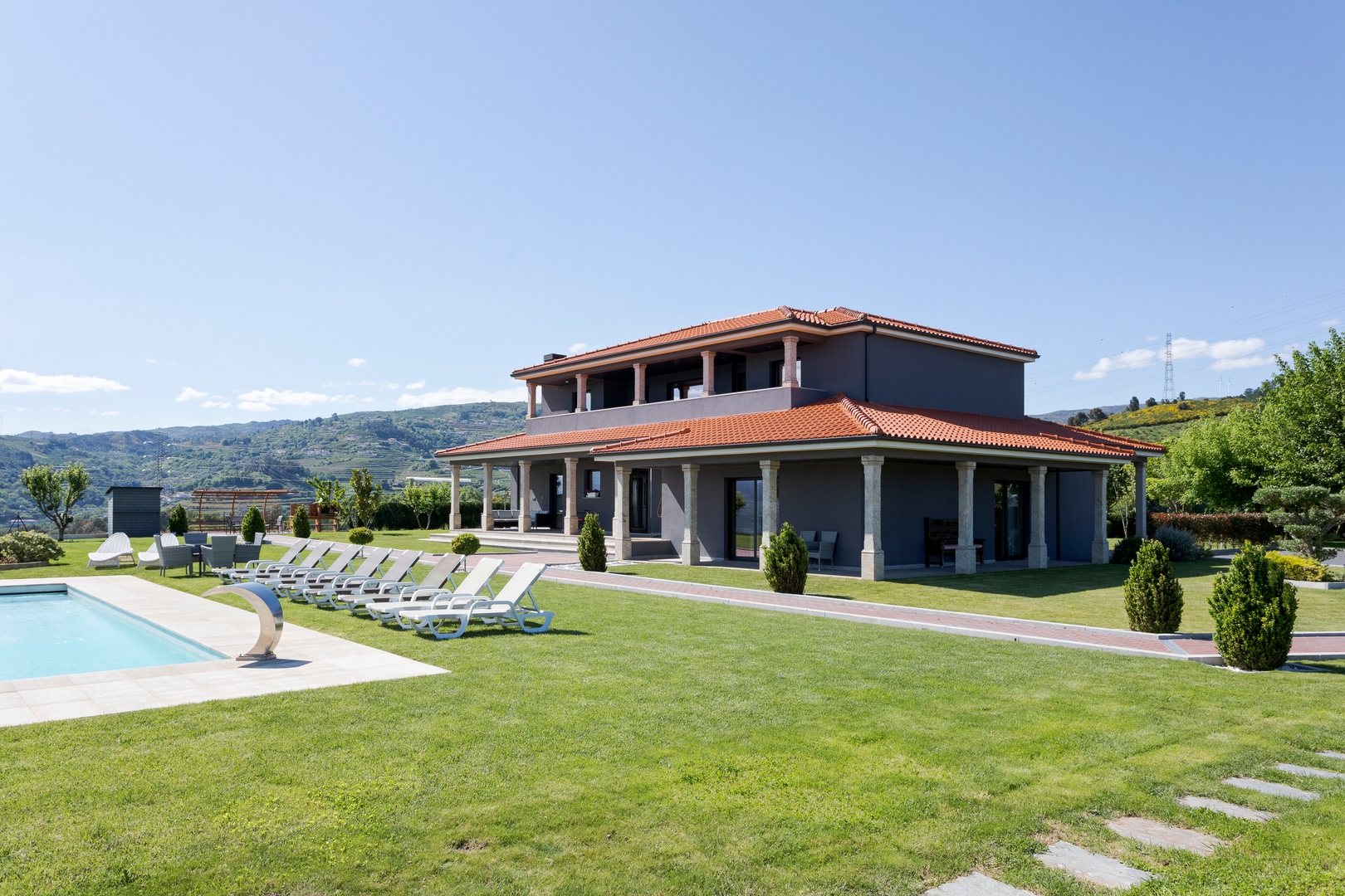 HostWise – Douro View Villa w/ 10 Suites & Pool 13 Host Wise Booking