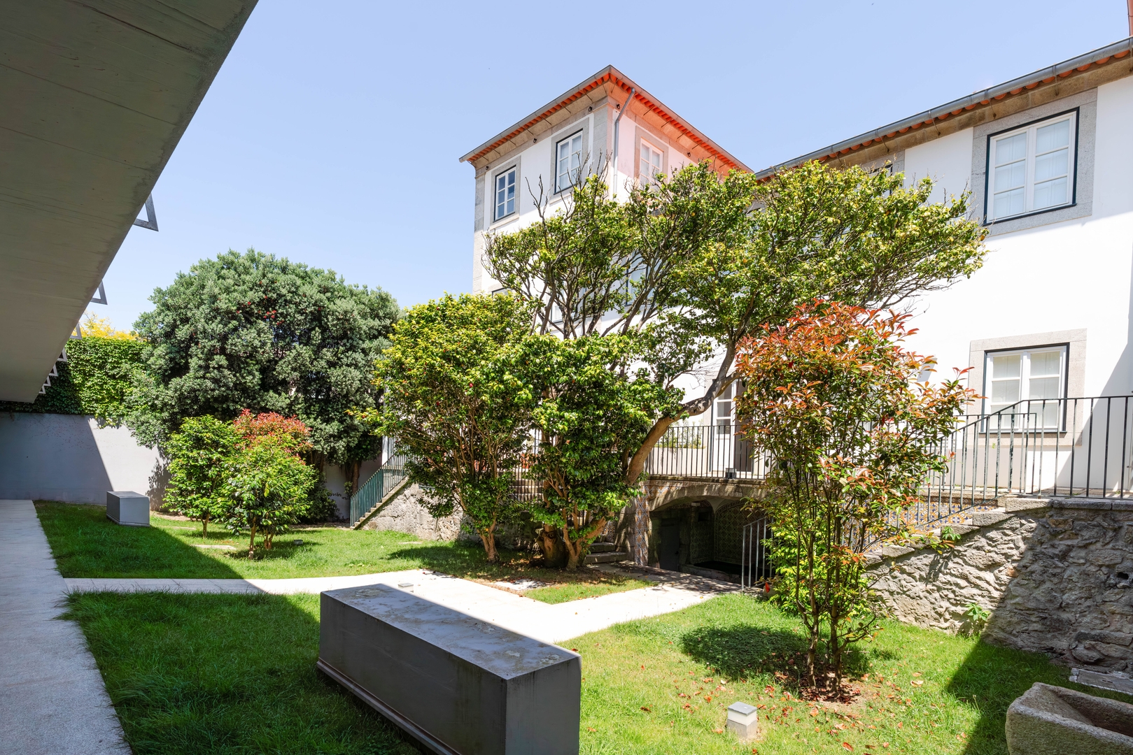 Bright Flat in Historic Foz House by HostWise 36 Host Wise Booking