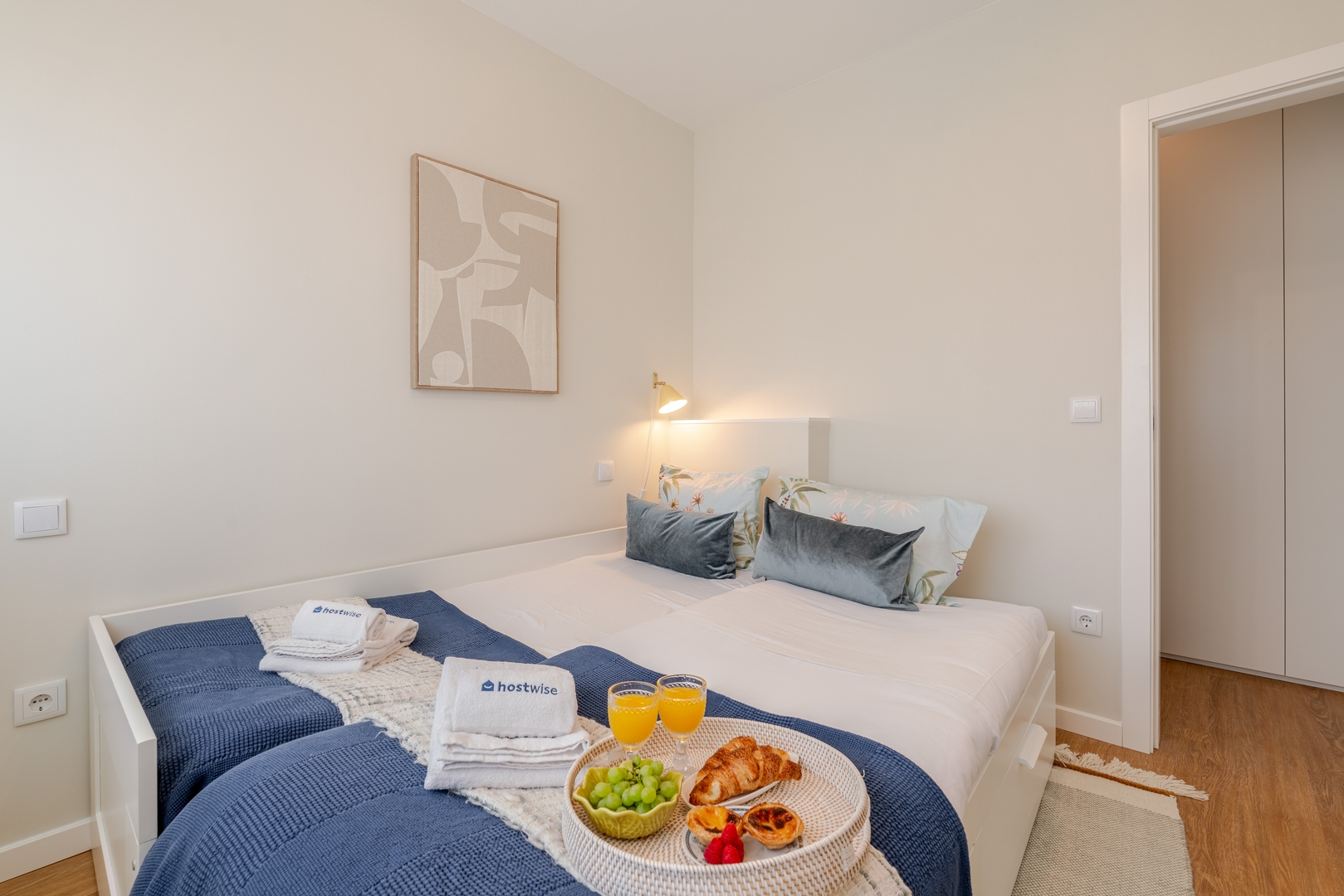 Stylish & Spacious Apartment by HostWise 2 Host Wise Booking