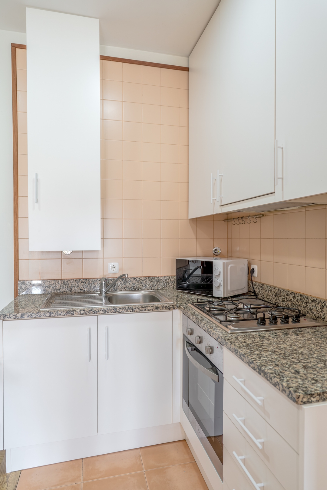 Twin Picaria Balcony Suites by HostWise 19 Host Wise Booking