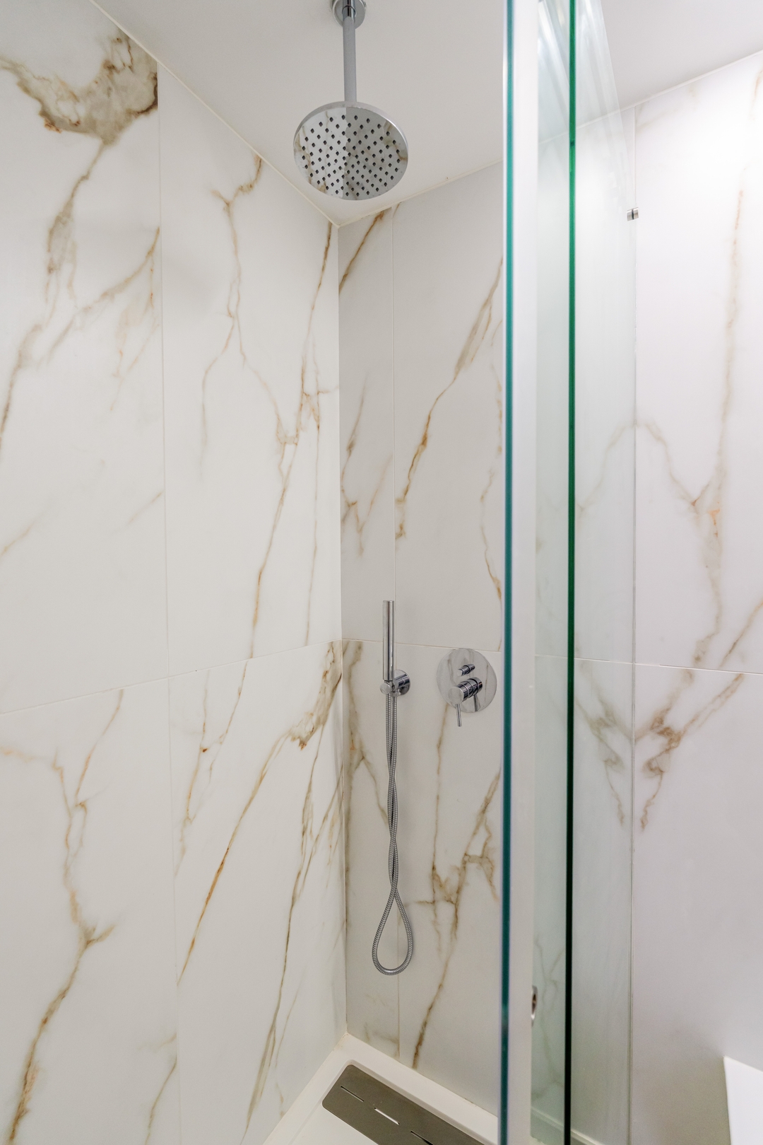 Rooftop Pool & Balconies in Gaia by HostWise 60 Host Wise Booking