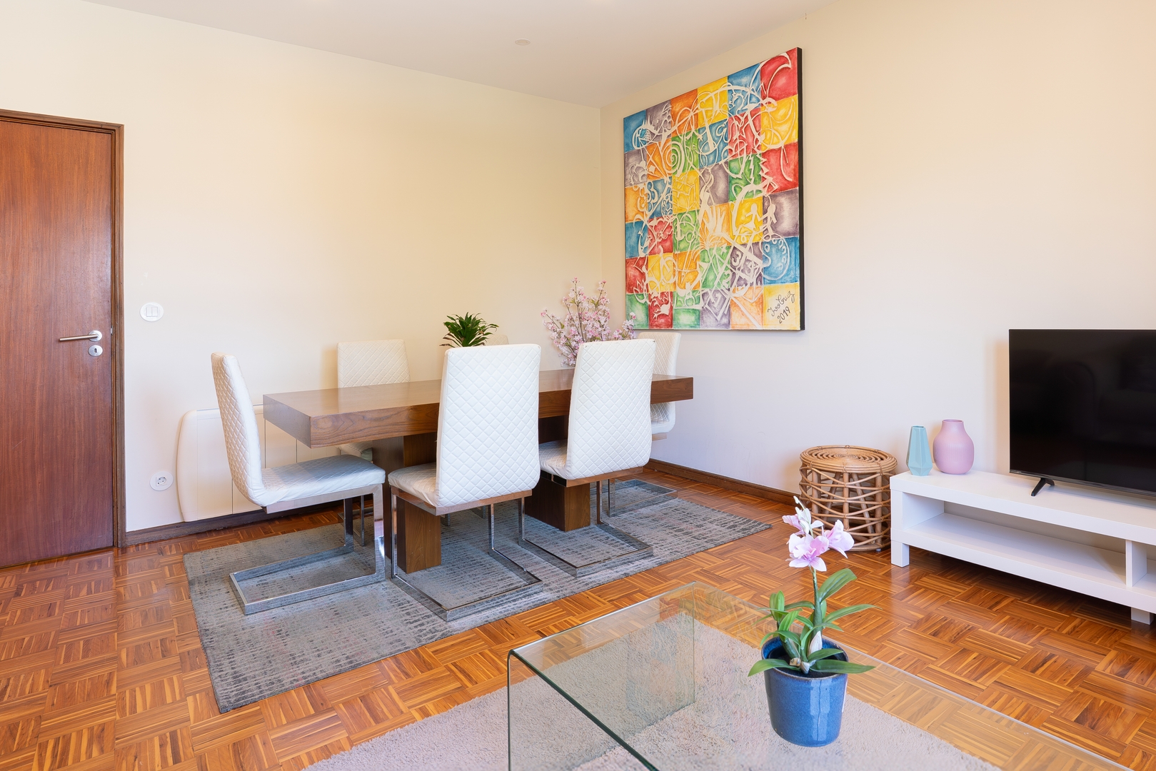 Bright & Spacious Flat by Host Wise 18 Host Wise Booking