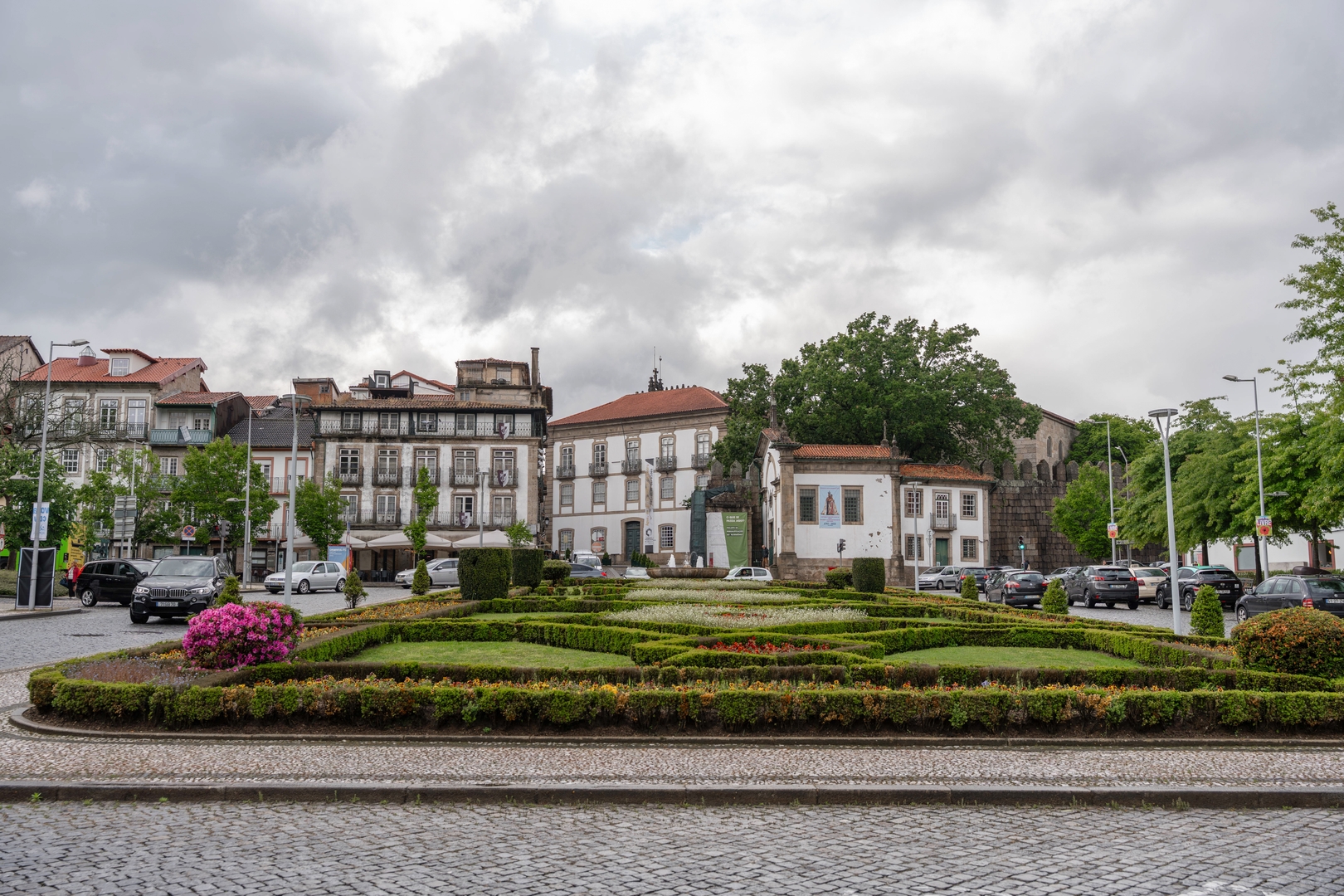 Central Apts Near Guimarães Sites by HostWise 20 Host Wise Booking
