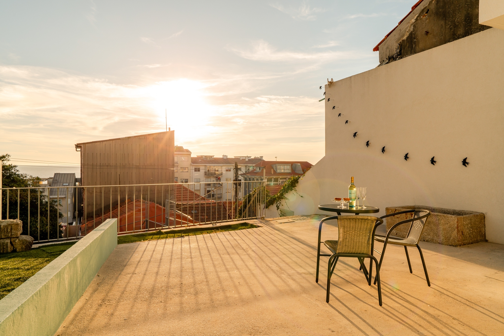 Sunlit Apartments in Foz do Douro by HostWise 2 Host Wise Booking