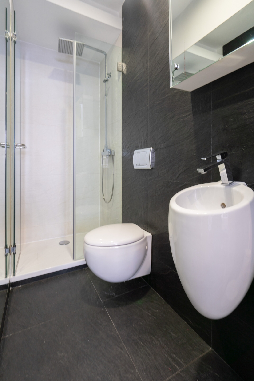 Host Wise - 2 Rustic Colorful Flats | Terrace 24 Host Wise Booking