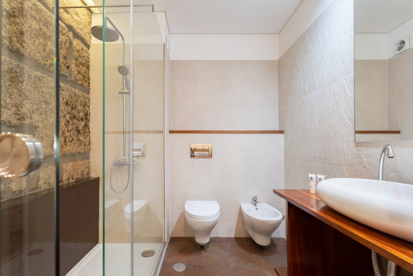 Colorful Bright Flats w/ Balcony by HostWise 4 Host Wise Booking