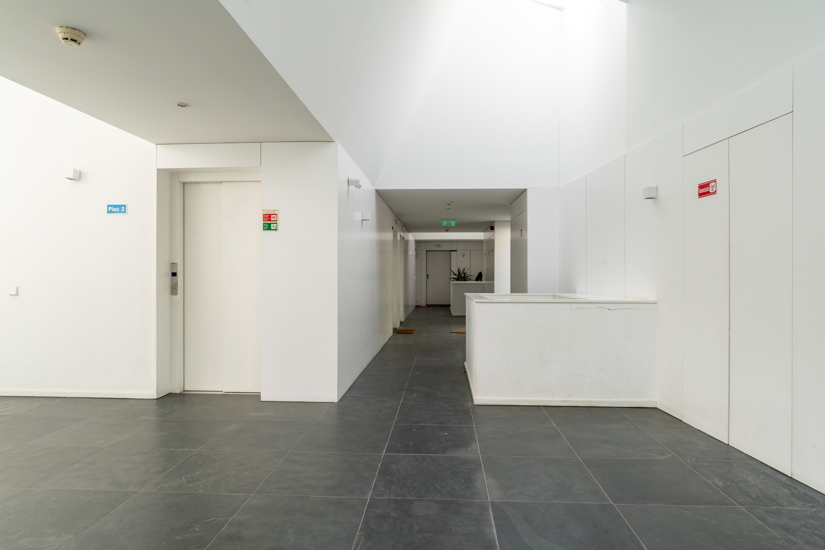 Stylish Open-Plan Flat with Swimming Pool by HostWise 38 Host Wise Booking